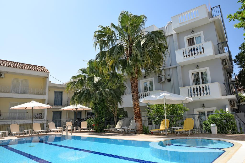 تولو Skalidis Apartments المظهر الخارجي الصورة
